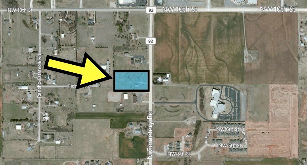 801 N Cemetery Rd, Yukon, OK à vendre Photo du bâtiment- Image 1 de 5