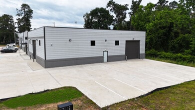 27435 Oak Ridge North School Rd, Conroe, TX for lease Building Photo- Image 2 of 6