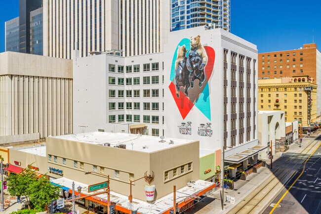 More details for 112 N Central Ave, Phoenix, AZ - Coworking for Lease