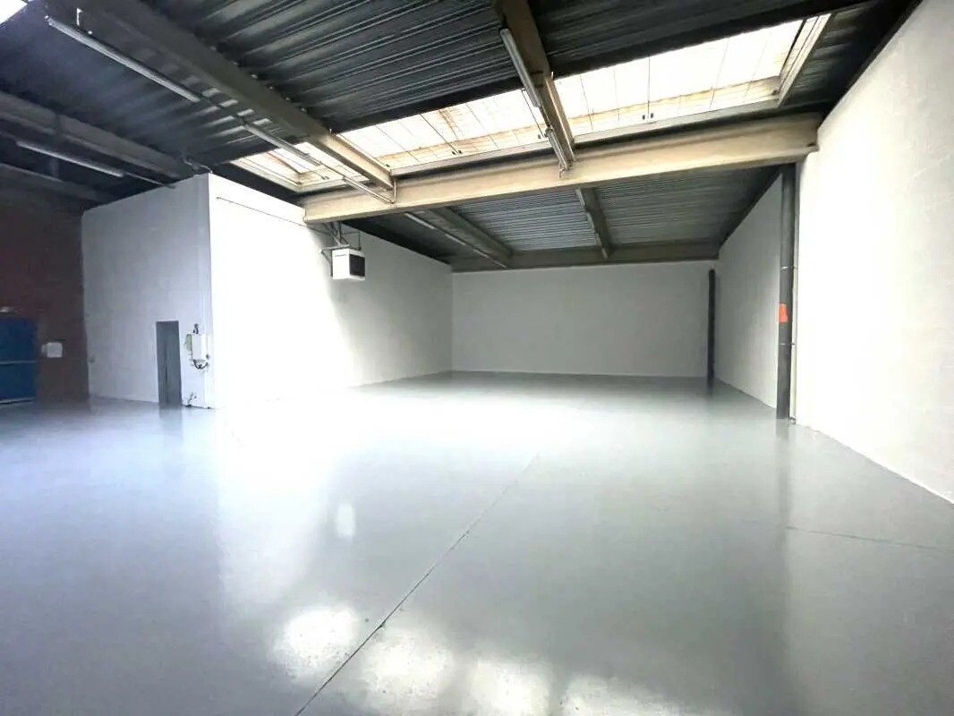 Flex in Chambly for lease Interior Photo- Image 1 of 7