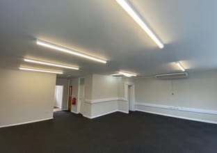 20-50 Main St, Leeds à louer Photo intérieure- Image 2 de 3