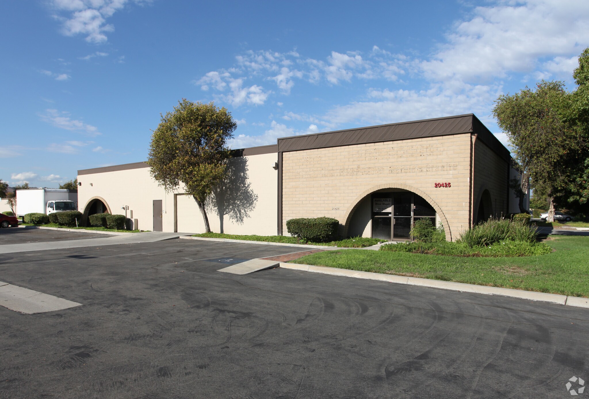 20425-20427 Valley Blvd, Walnut, CA à louer Photo principale- Image 1 de 4