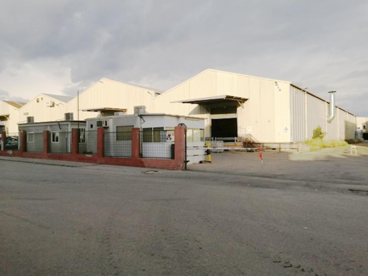 Carrer Empordà, 2, Santa Perpètua de Mogoda, Barcelona for lease Building Photo- Image 1 of 6