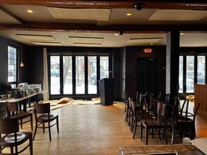 60-68 Wallingford Sq, Kittery, ME à louer Photo intérieure- Image 2 de 9