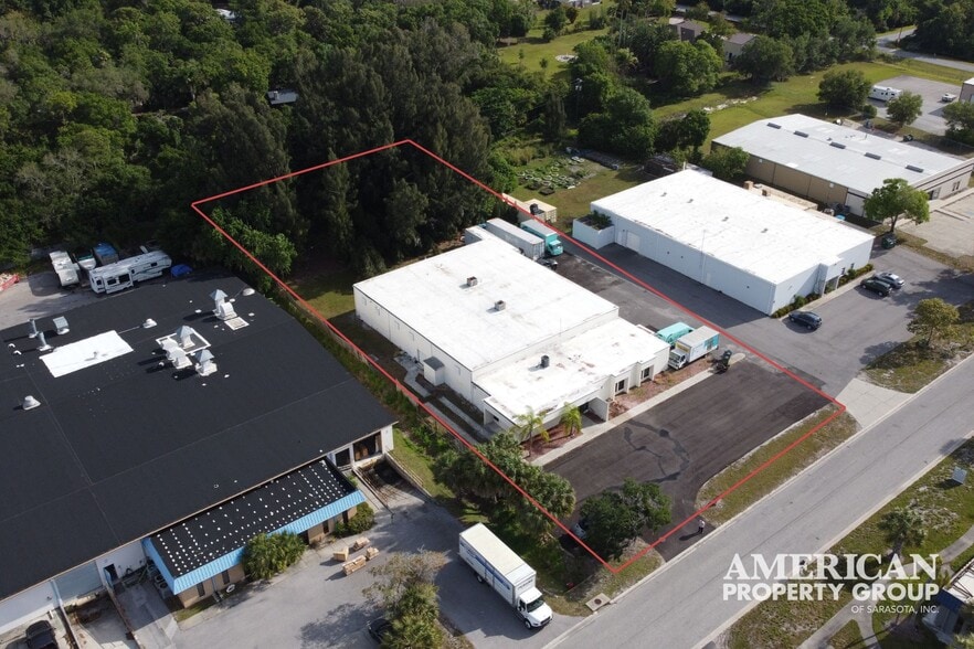 2211 Industrial Blvd, Sarasota, FL for sale - Building Photo - Image 1 of 36