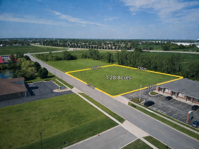 Plus de détails pour Lot 103 Mediterranean Dr, Sycamore, IL - Terrain à vendre