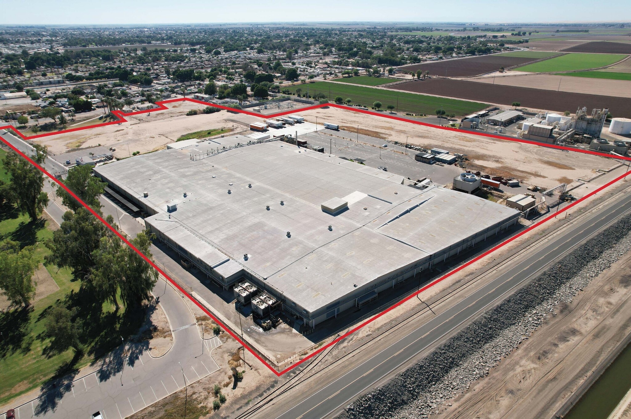 2500 W 1st St, Yuma, AZ for lease Primary Photo- Image 1 of 10