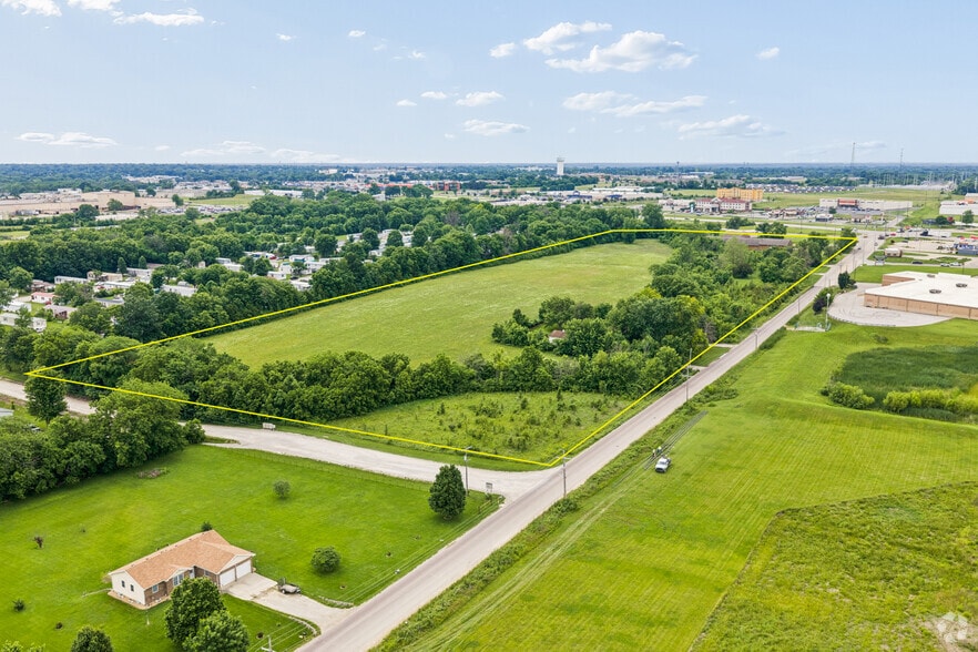 24920 Oak Grove Ln, Sedalia, MO for sale - Aerial - Image 2 of 14