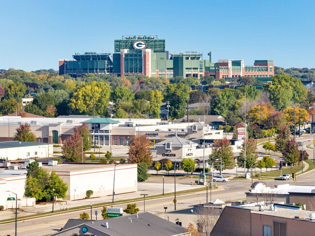 Plus de détails pour 700 Pilgrim Way, Green Bay, WI - Bureau/Commerce de détail, Local d'activités à louer