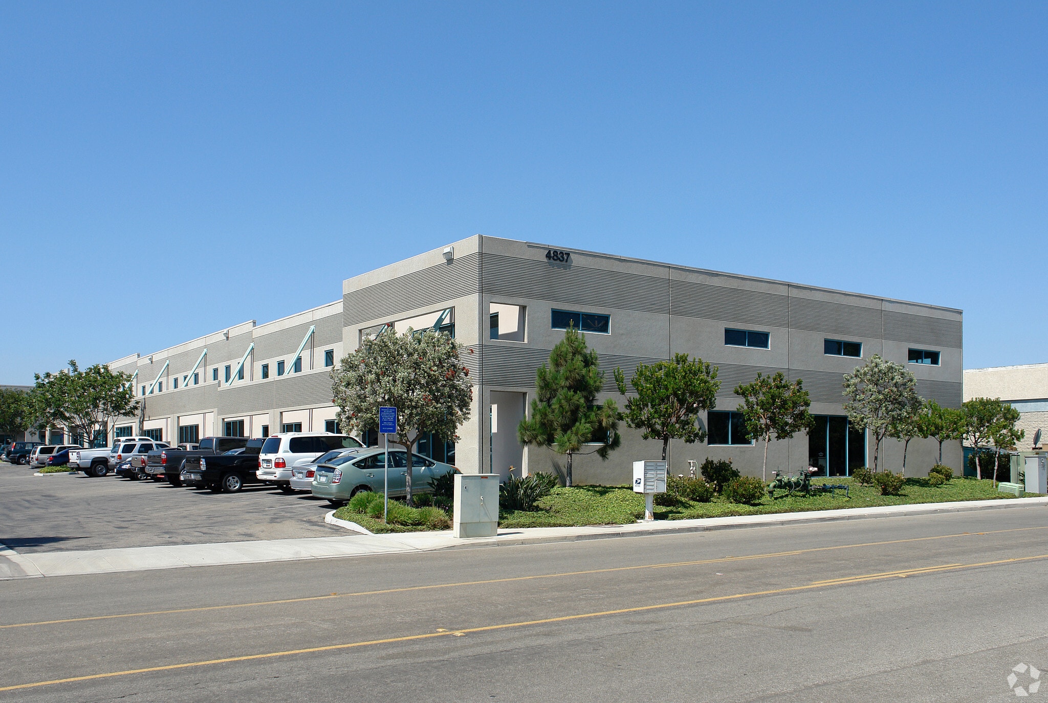 4837 McGrath St, Ventura, CA for lease Primary Photo- Image 1 of 6