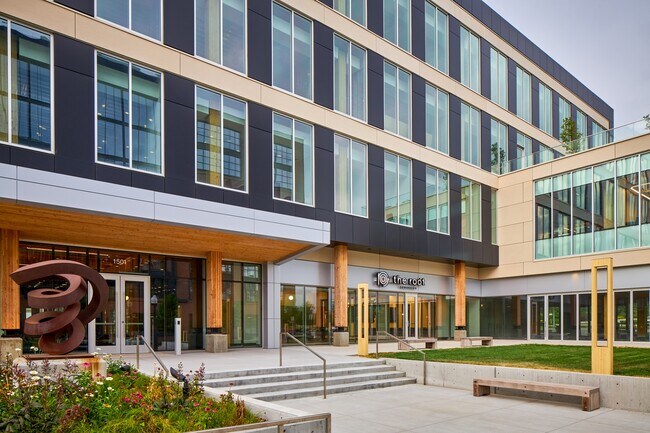 More details for 1501 Mike Fahey St, Omaha, NE - Coworking for Lease