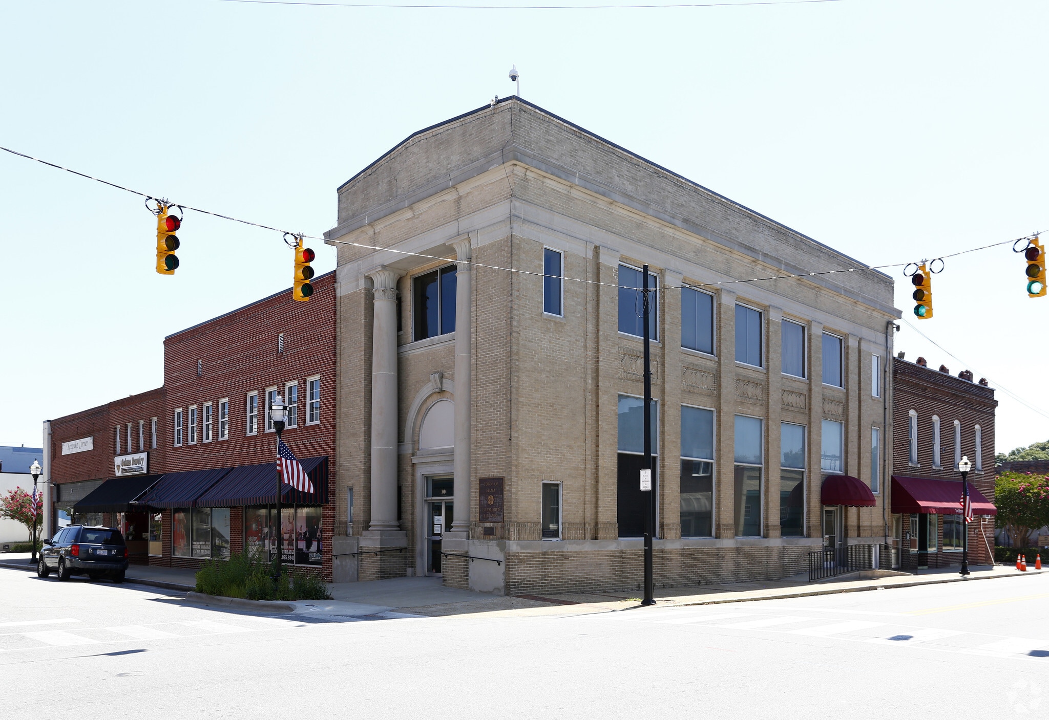 100 N Raiford St, Selma, NC for lease Primary Photo- Image 1 of 14