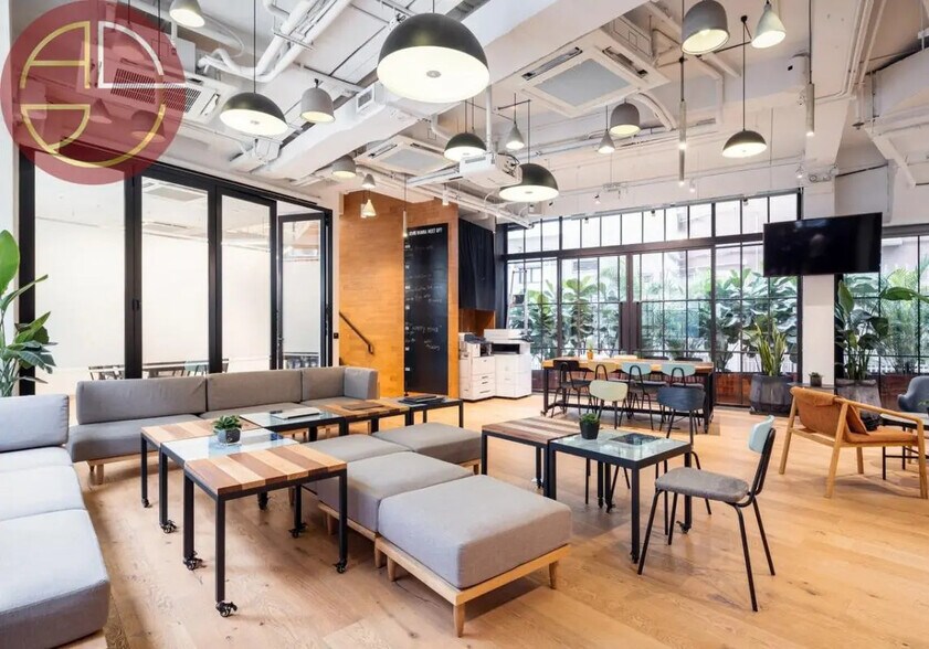 Office in Toulouse for lease - Building Photo - Image 3 of 4