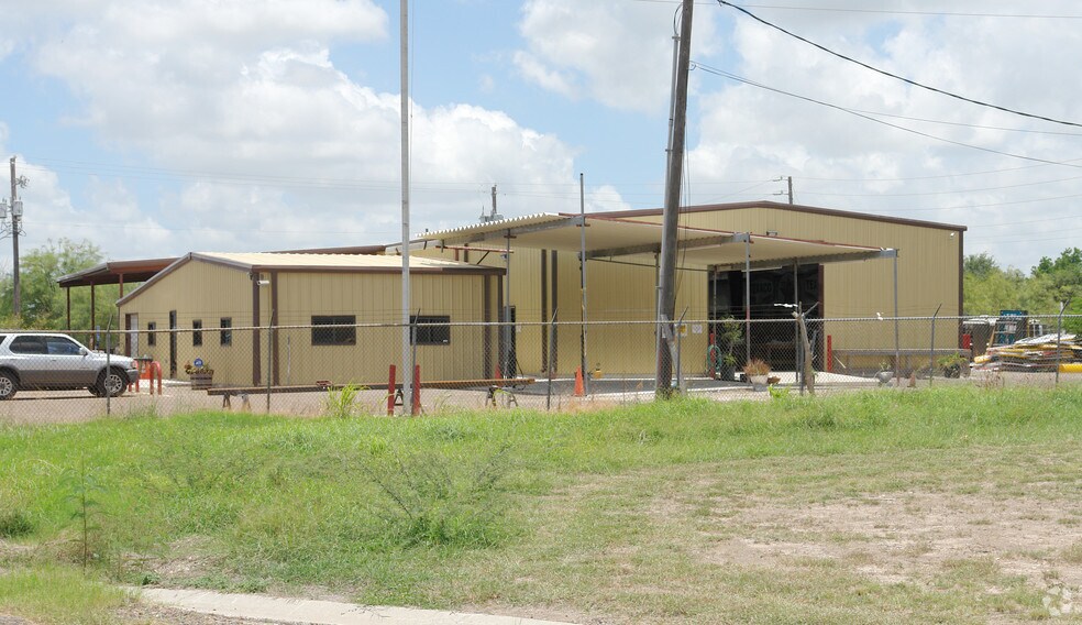 951 Falcon Blvd, San Benito, TX à vendre - Photo du bâtiment - Image 2 de 10