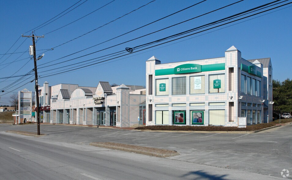 303 Worcester Rd, Framingham, MA à louer - Photo du bâtiment - Image 2 de 21