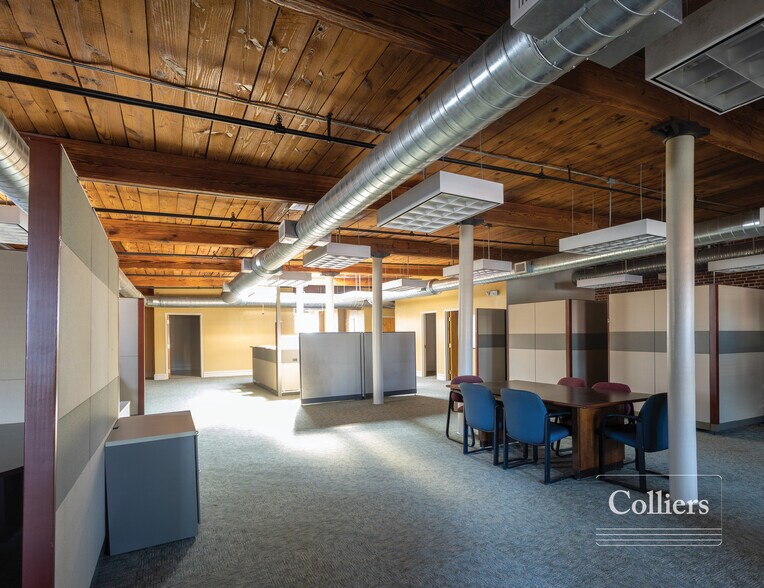 1010 Gervais St, Columbia, SC à louer - Photo intérieure - Image 2 de 7