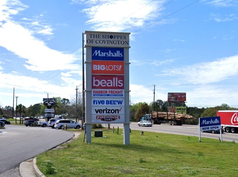 922 River Falls St, Andalusia, AL à louer - Photo du bâtiment - Image 3 de 5