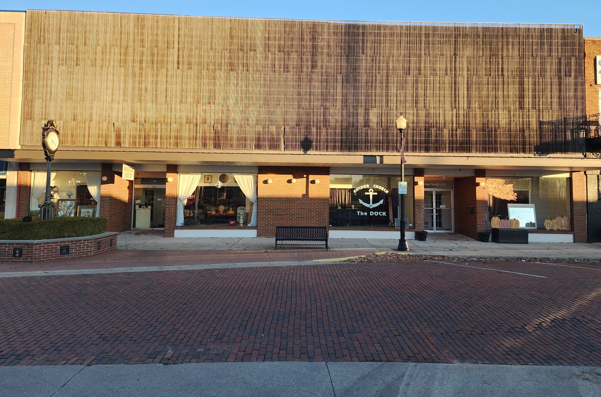 124 E Front St, Sikeston, MO à vendre Photo principale- Image 1 de 17