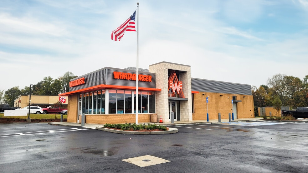 3483 Winder Hwy, Flowery Branch, GA for lease - Building Photo - Image 2 of 9