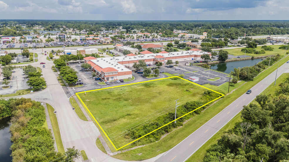 7060 Sumter Crossing Dr, North Port, FL à vendre - Aérien - Image 1 de 22