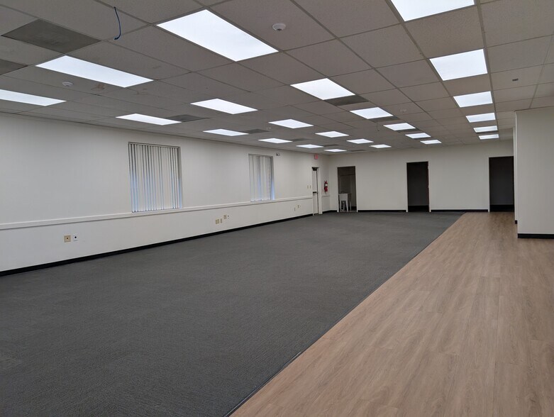 3102 NW Atlanta Ave, Lawton, OK à louer - Photo du bâtiment - Image 2 de 12