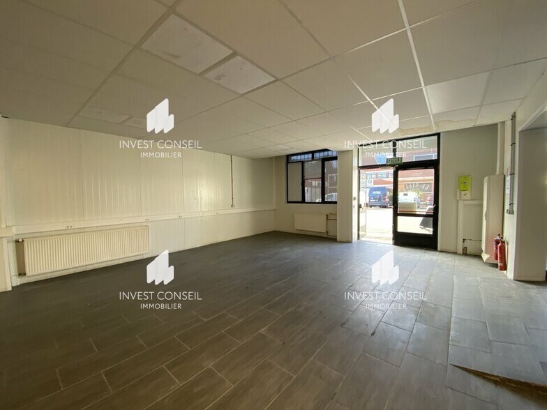 151 Rue Michel Carre, Argenteuil for lease - Interior Photo - Image 3 of 14