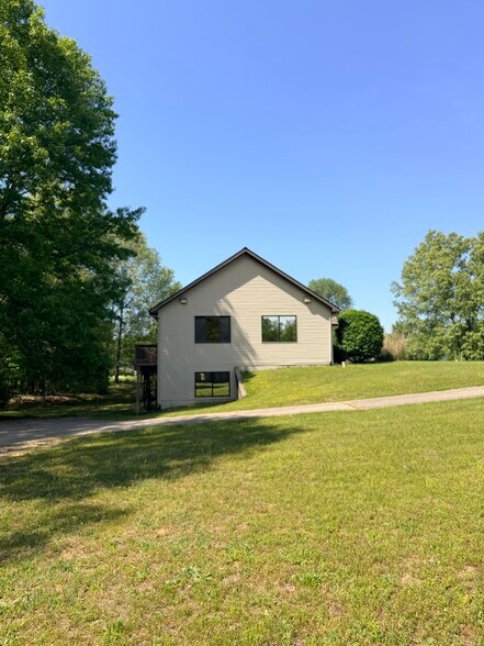50744 25th St, Mattawan, MI à vendre - Photo du bâtiment - Image 3 de 4