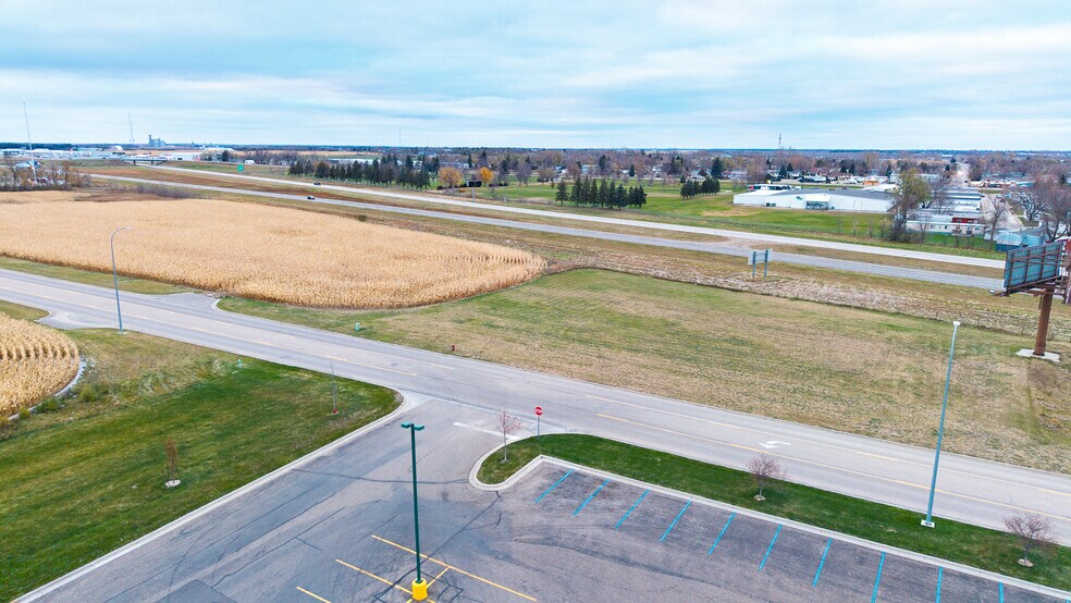 1420 23rd Street SW St, Jamestown, ND à vendre - Photo du bâtiment - Image 3 de 3