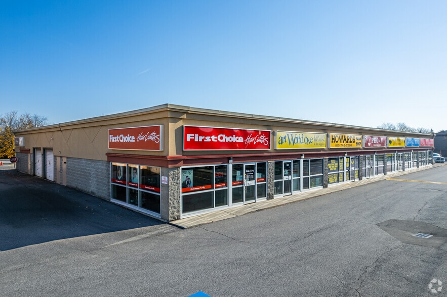 2177-2189 Ogilvie Rd, Ottawa, ON à louer - Photo du bâtiment - Image 2 de 6