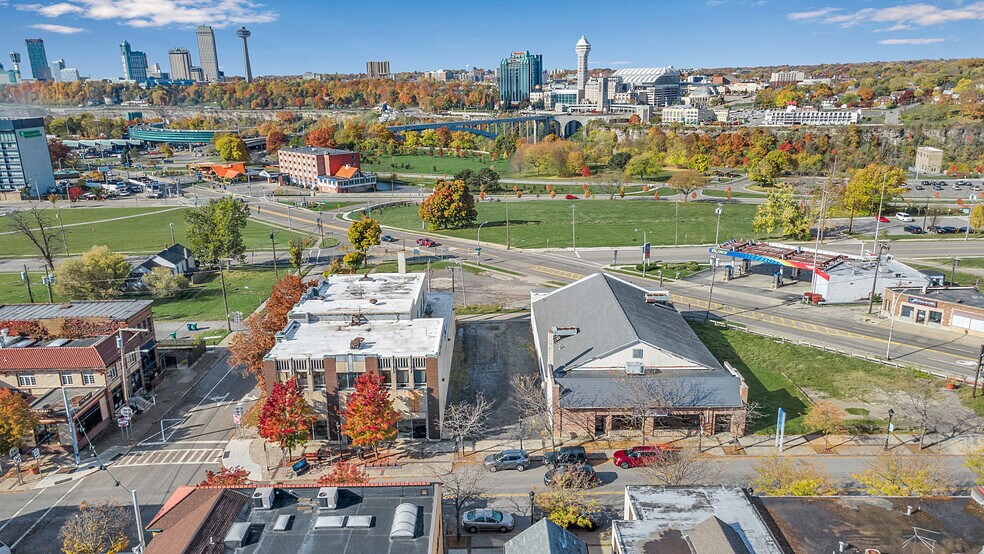 512 3rd St, Niagara Falls, NY à louer - Photo du bâtiment - Image 3 de 9