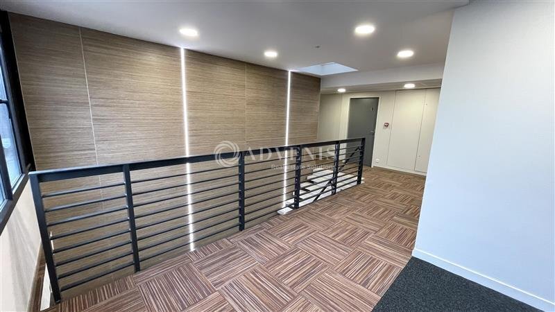 Bureau dans Champs-sur-Marne à vendre - Photo intérieure - Image 3 de 9