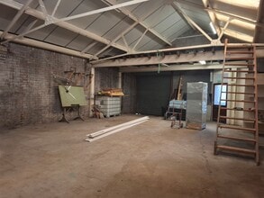 5-7 Cottam St, Oldham for lease Interior Photo- Image 1 of 1