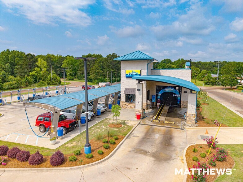 1039 US 49, Richland, MS à vendre - Photo du bâtiment - Image 2 de 4