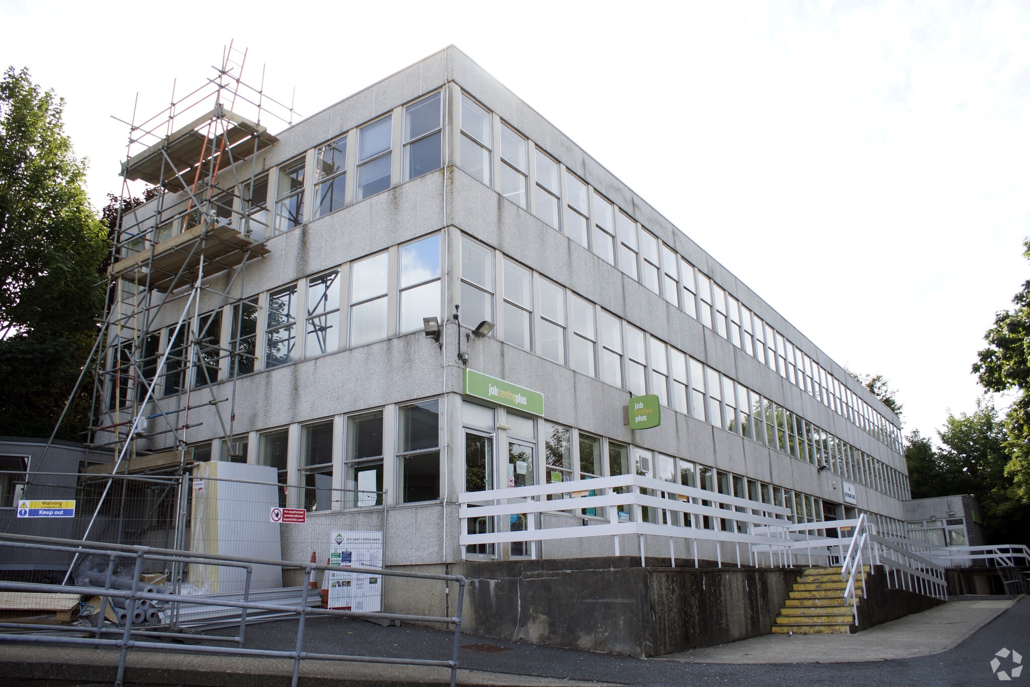 North St, Bideford for sale Primary Photo- Image 1 of 25