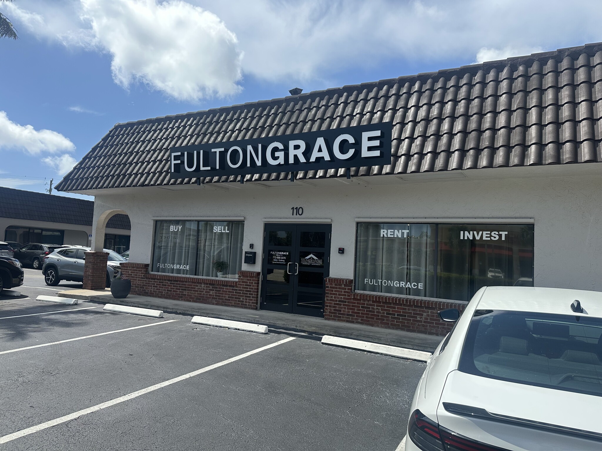 110 SW Monterey Rd, Stuart, FL for lease Building Photo- Image 1 of 11