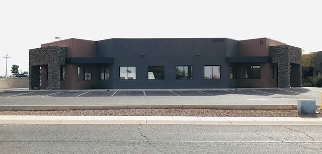 5000 E Mediterranean Dr, Sierra Vista, AZ à louer - Photo du bâtiment - Image 2 de 18