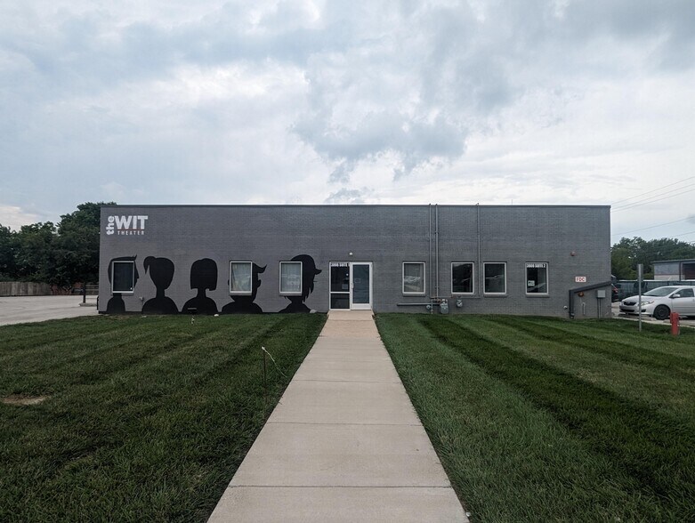 3808 Shelby St, Indianapolis, IN à vendre - Photo du bâtiment - Image 2 de 10
