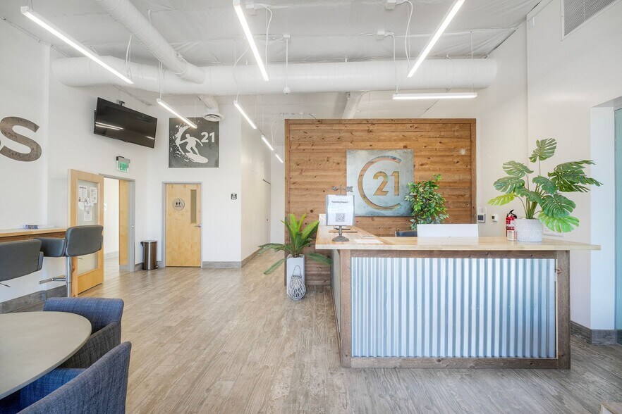 1523 S Coast Hwy, Oceanside, CA à louer - Photo du bâtiment - Image 3 de 41