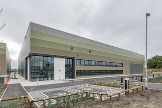 Plus de détails pour Indurent Park, Chippenham - Industriel à louer