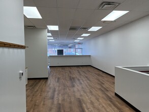 3202-3210 Crooks Rd, Royal Oak, MI for lease Interior Photo- Image 1 of 5