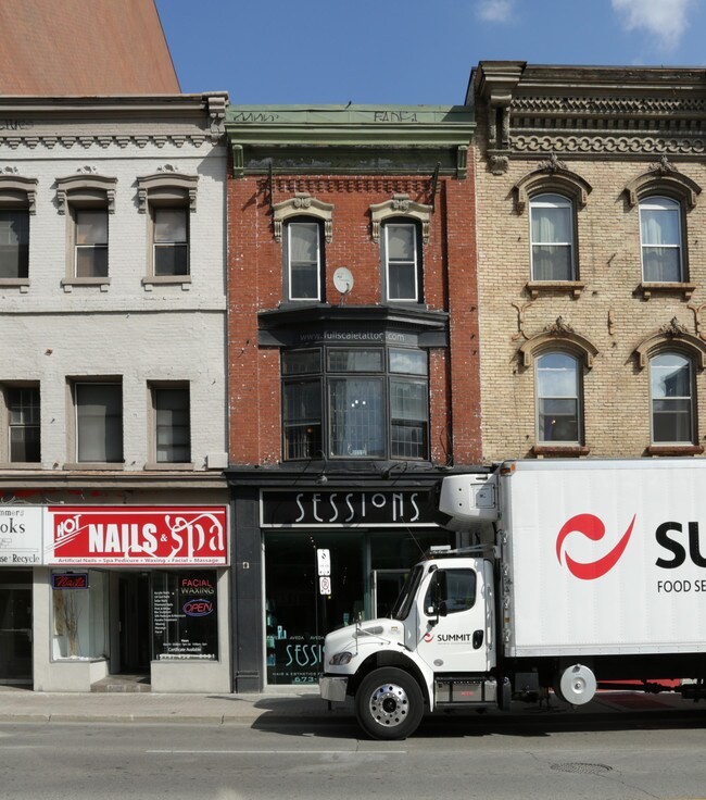 Plus de détails pour 434 Richmond St, London, ON - Bureau/Commerce de détail à louer