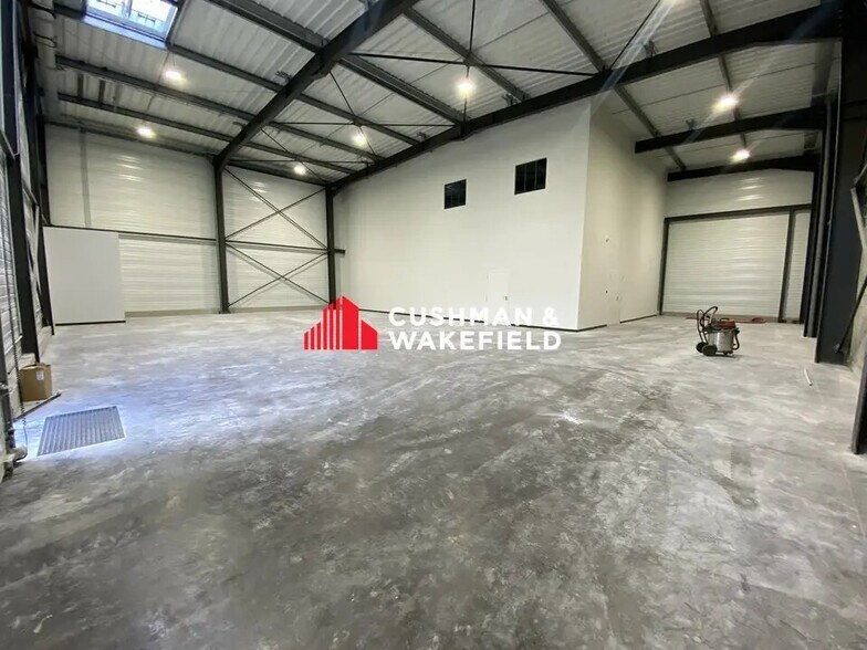 Industriel dans Colomiers à louer - Photo du bâtiment - Image 2 de 12