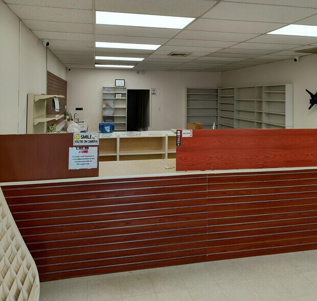 169 Lincoln Hwy, Fairless Hills, PA à louer - Photo intérieure - Image 3 de 6