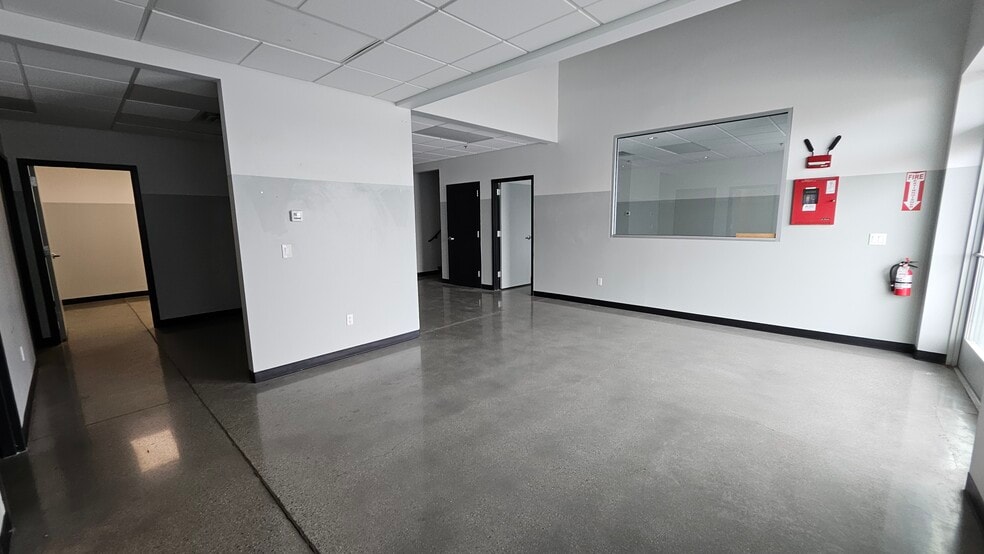 230 Cutler Dr, North Salt Lake, UT for lease - Building Photo - Image 3 of 28