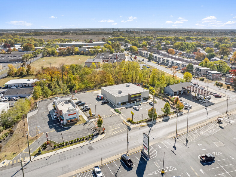 Dollar General & Popeyes portfolio of 2 properties for sale on LoopNet.ca - Building Photo - Image 3 of 9