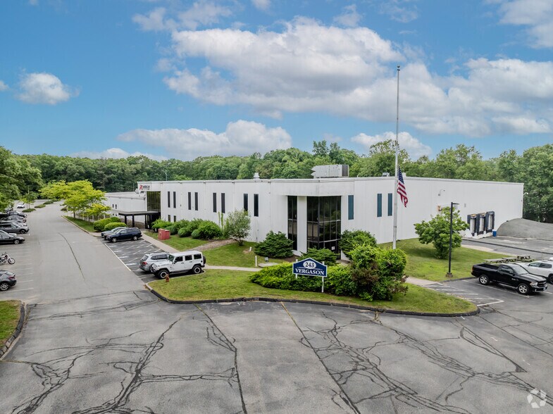 243 Vergason Avenue Ext, Norwich, CT for sale - Building Photo - Image 1 of 6