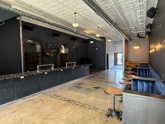 Plus de détails pour 205 E Main St, Norman, OK - Commerce de détail à louer