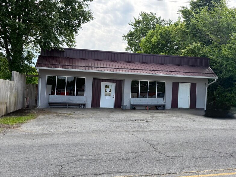 205 S Armstrong Rd, Rogersville, TN à vendre - Photo du bâtiment - Image 3 de 19