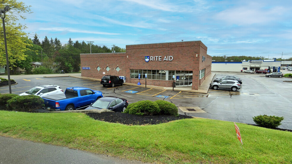 1540 Canton Rd, Akron, OH for lease - Building Photo - Image 1 of 6