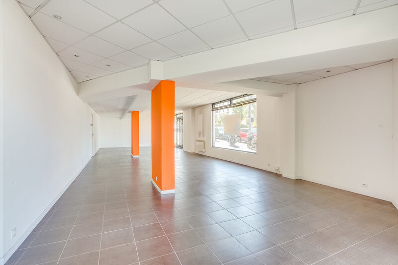 71 Avenue De Verdun, Châtillon for sale - Interior Photo - Image 3 of 12
